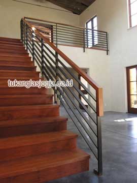 Jasa Pembuatan Railing Tangga Kabupaten Sragen