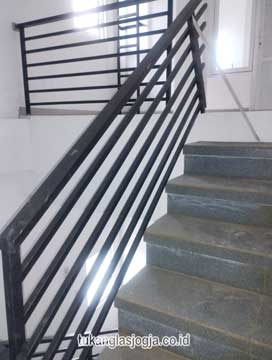 Jasa Pembuatan Railing Tangga di Kota Surakarta Murah