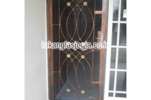 Jasa Pembuatan Teralis Pintu di Kabupaten Semarang