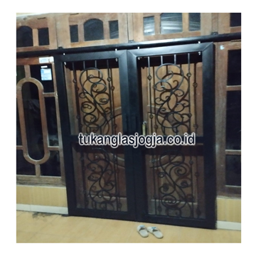 Jasa Pembuatan Teralis Pintu Kabupaten Purbalingga