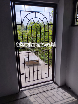 Jasa Pembuatan Teralis Pintu Kabupaten Sukoharjo