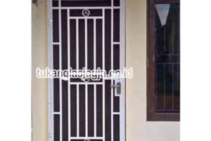 Jasa Pembuatan Teralis Pintu Kota Surakarta