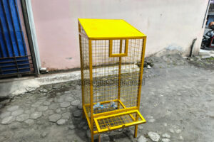 Jual Tempat Sampah Botol Plastik Buru Harga Murah