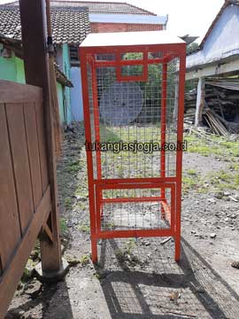 Jual Tempat Sampah Botol Plastik Sanggau Harga Murah