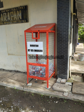 Tempat Sampah Botol Plastik