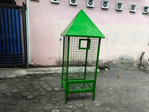 Produsen Tempat Sampah Botol Plastik Tojo Una-Una Berkualitas Harga Murah