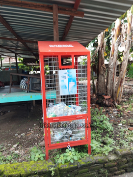 Distributor Tempat Sampah Botol Plastik Tanah Datar Berkualitas