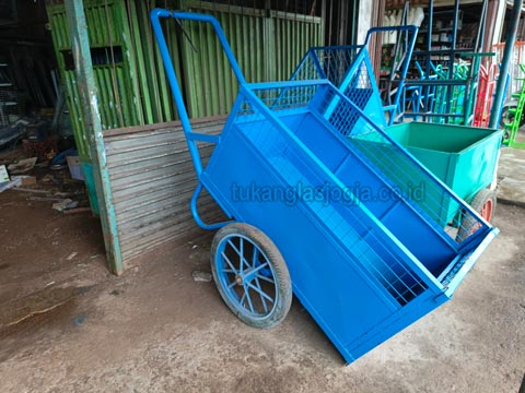 Jual Gerobak Sampah Malang
